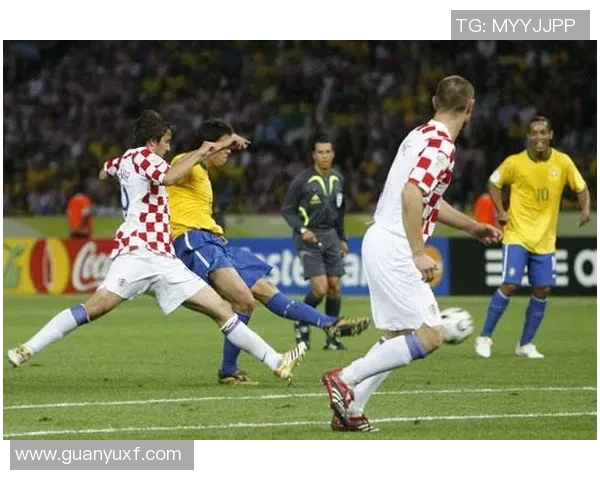 2018年巴西与克罗地亚精彩对决转播回顾与精彩瞬间分析
