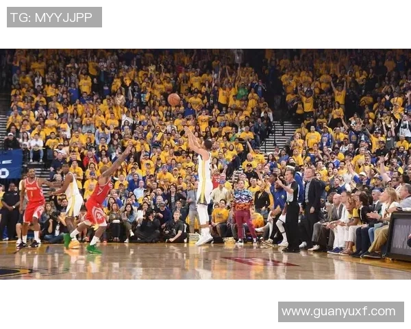 2019年火箭队与雷霆队精彩对决比赛录像回顾与分析 2019年火箭队与雷霆队精彩对决比赛录像回顾与分析