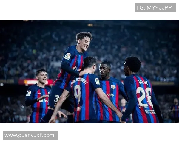 中日兰与阿贾克的巅峰对决展现足球魅力与激情的较量 中日兰与阿贾克的巅峰对决展现足球魅力与激情的较量