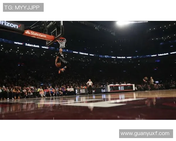 扎克拉文如何在NBA赛场上展现出色的得分能力与领导力